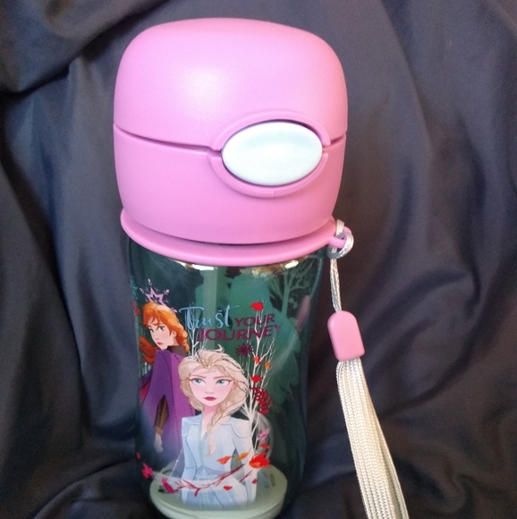 Disney Other - Frozen 2 Flip Top Water Bottle. Disney Other - Frozen 2 Flip Top Water Bottle.